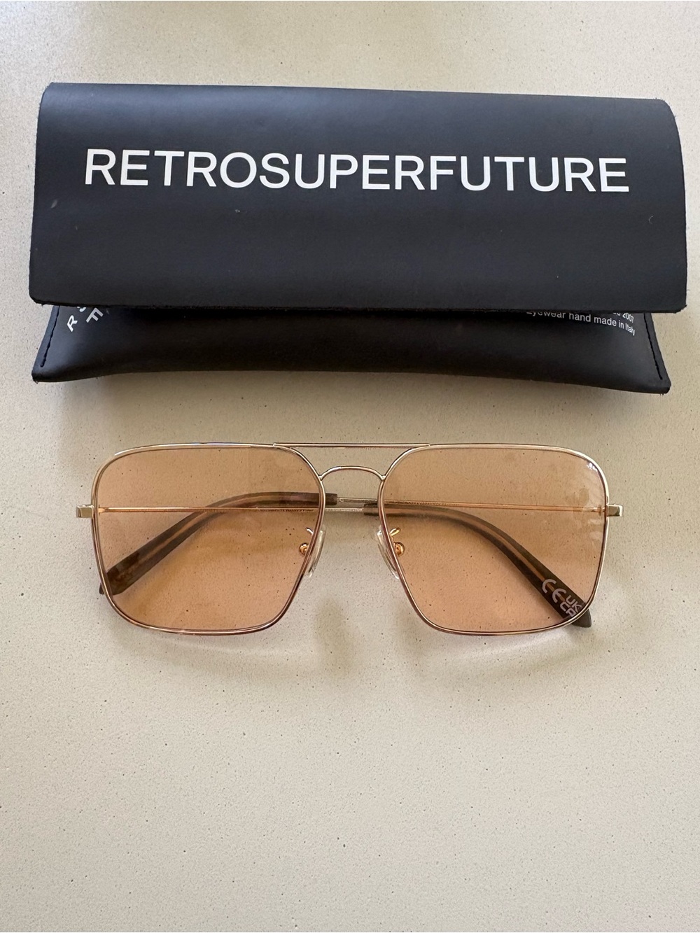 RETROSUPERFUTURE Iggy 2.0 Pink. Women's Gold Frame Sunglasses